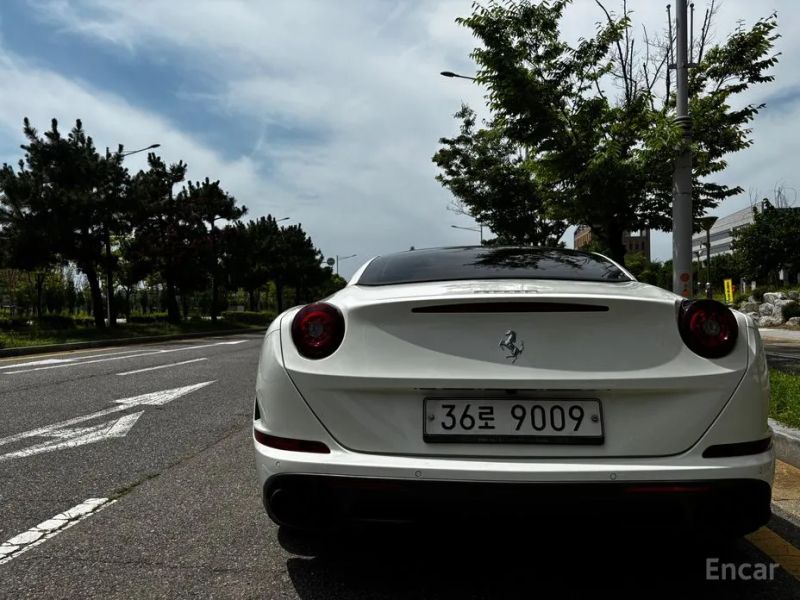 Ferrari California