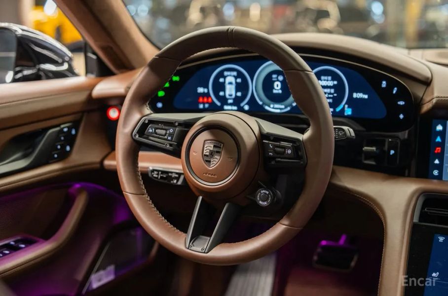 Porsche Taycan