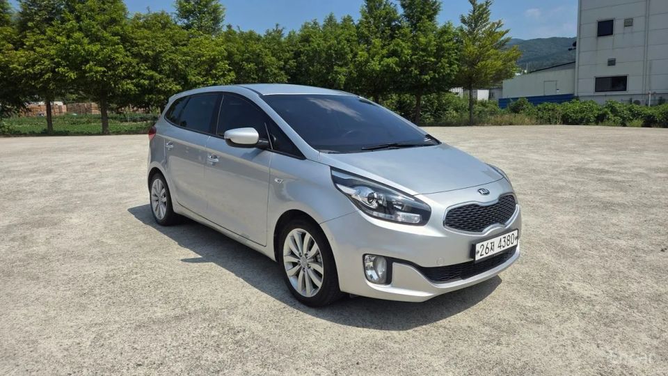 Kia Carens