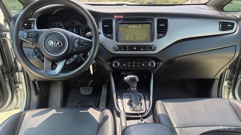 Kia Carens