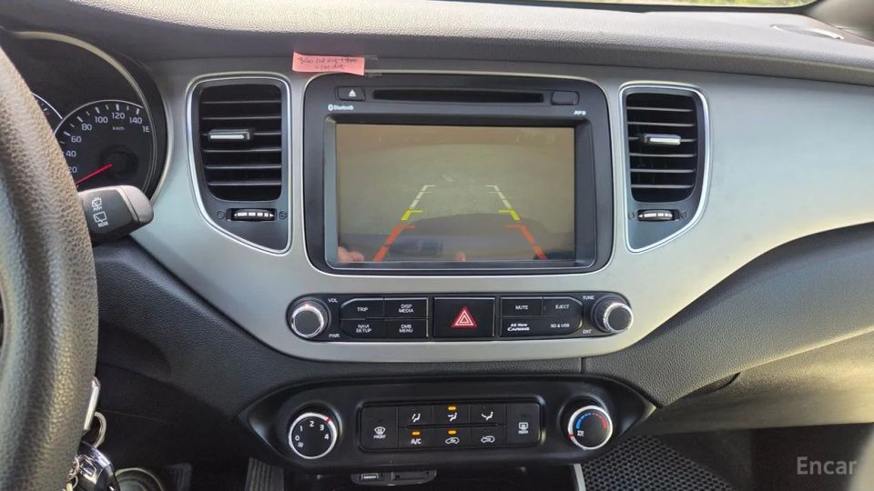 Kia Carens