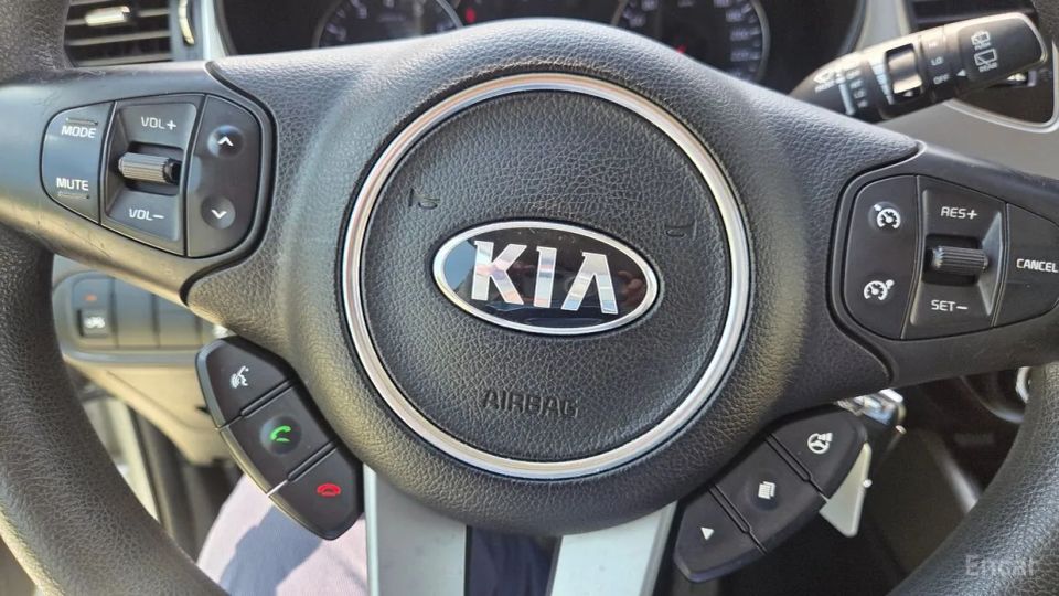 Kia Carens