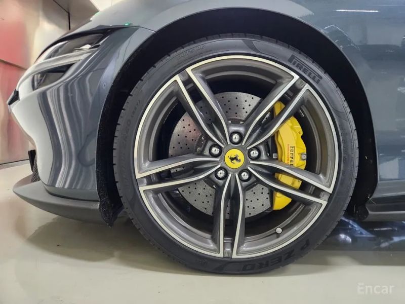 Ferrari Roma
