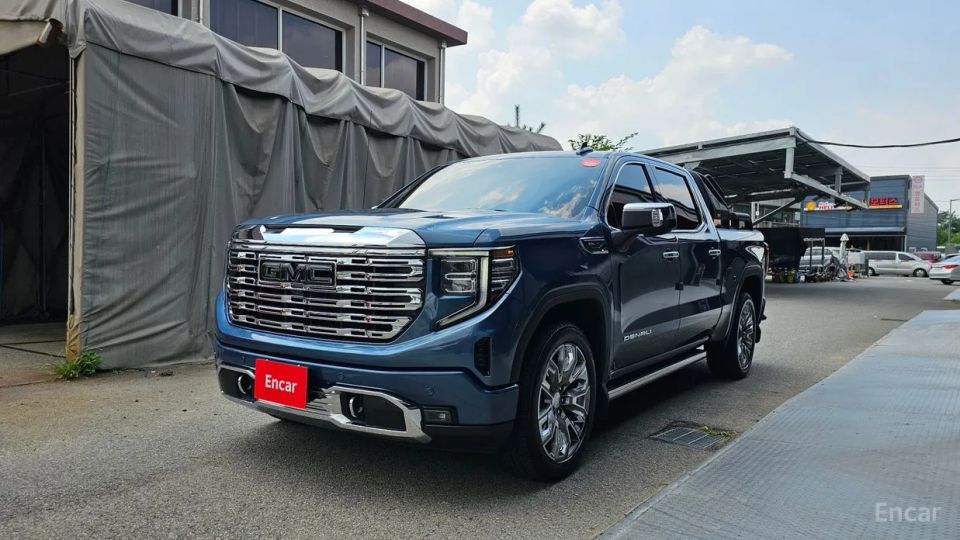 GMC Sierra