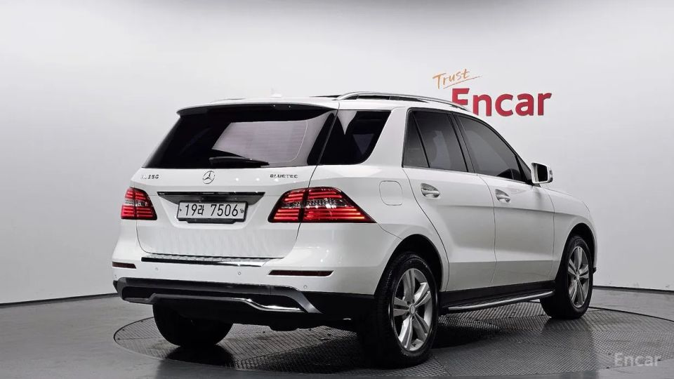 Mercedes-Benz M-class