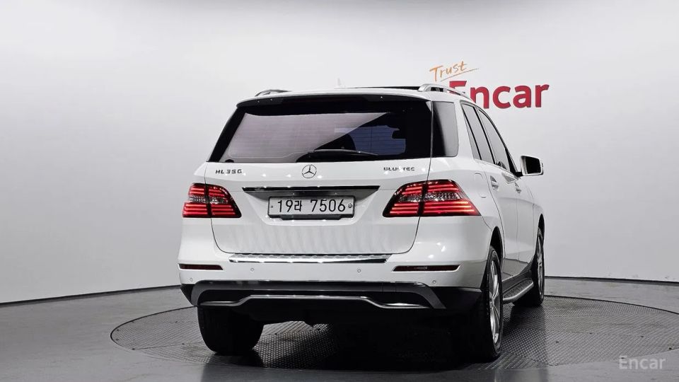 Mercedes-Benz M-class