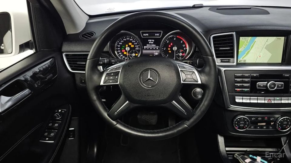 Mercedes-Benz M-class