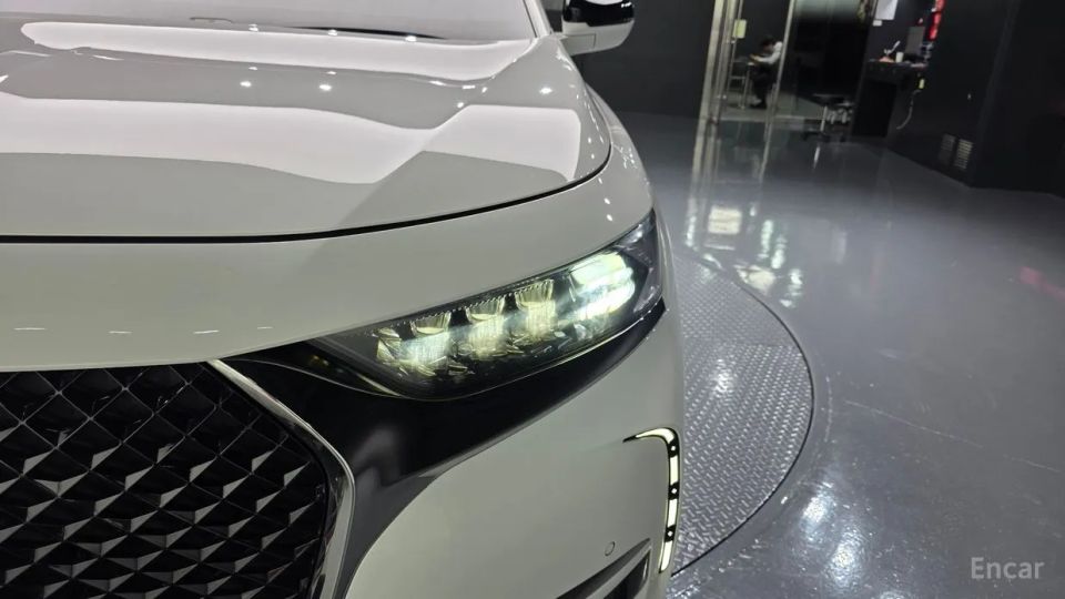 Citroen-DS DS7