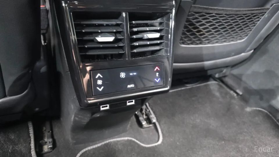 Citroen-DS DS7