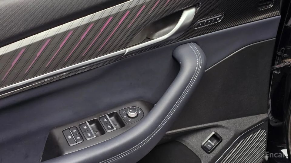 Renault-KoreaSamsung Grand Koleos