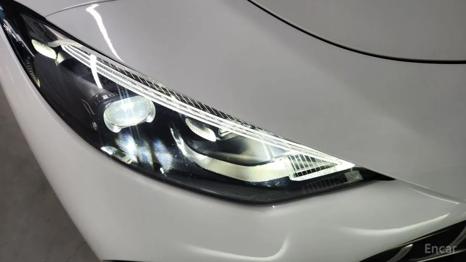 Mercedes-Benz SL-Class