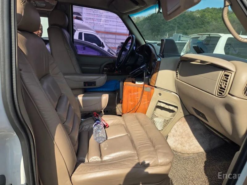 GMC Safari