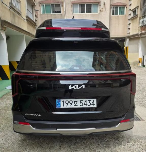 Kia Canival