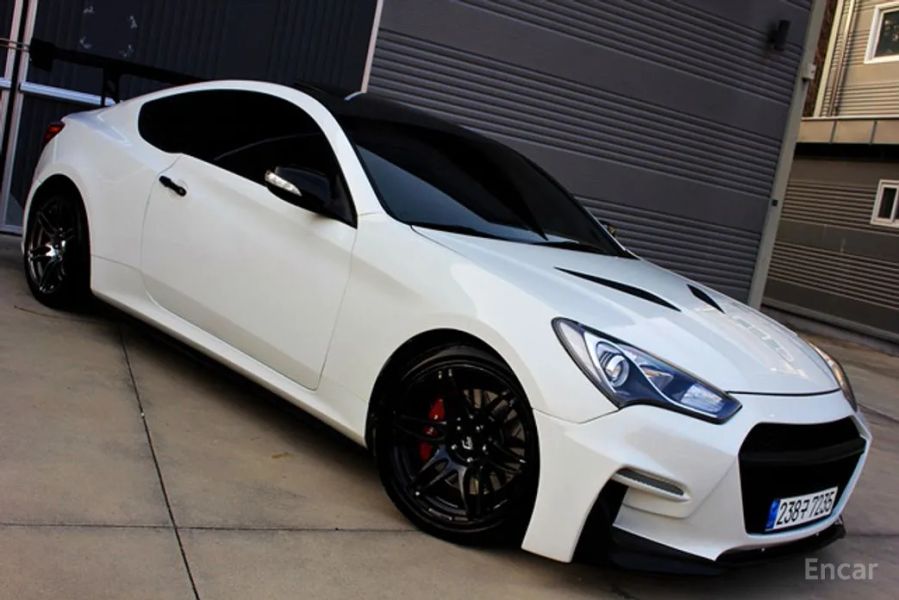 Hyundai Genesis