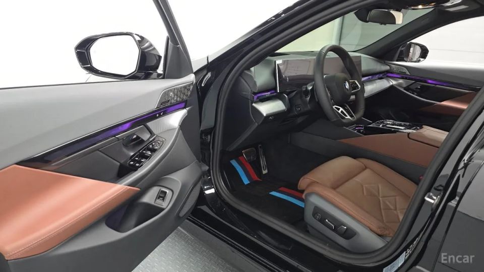 BMW 5-series