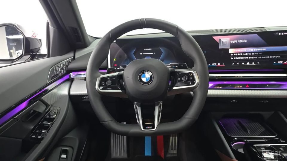 BMW 5-series
