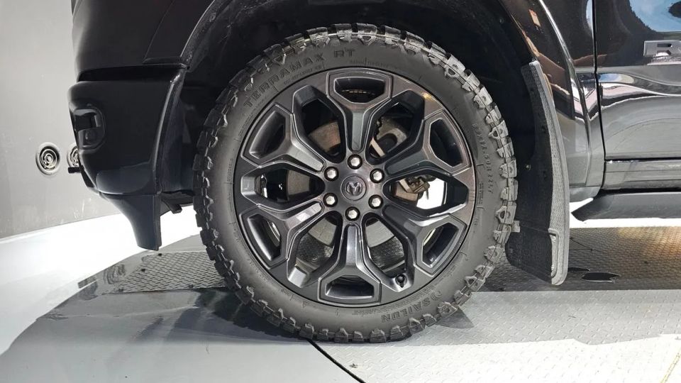 Dodge Ram Pick Up