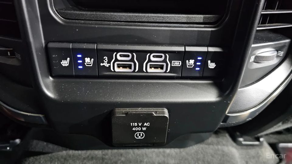 Dodge Ram Pick Up