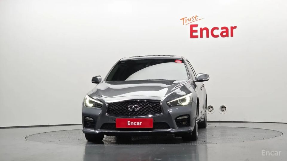 Infiniti Q50