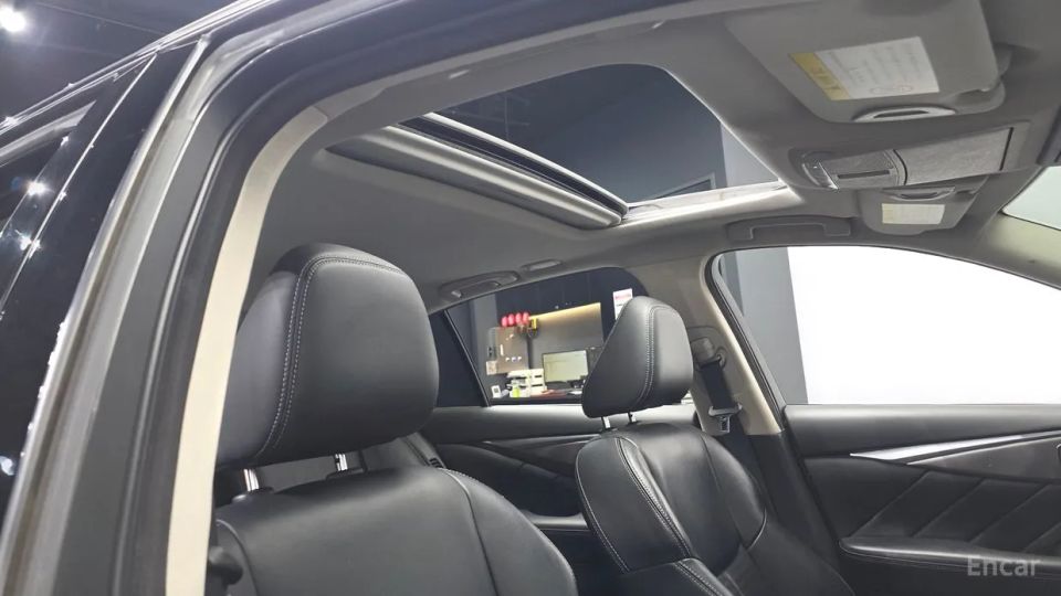 Infiniti Q50