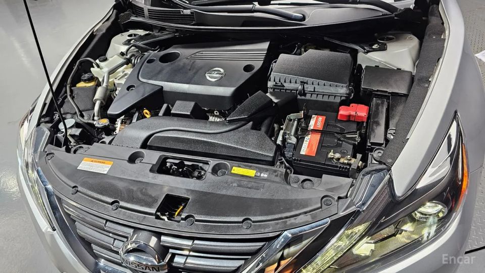 Nissan altima