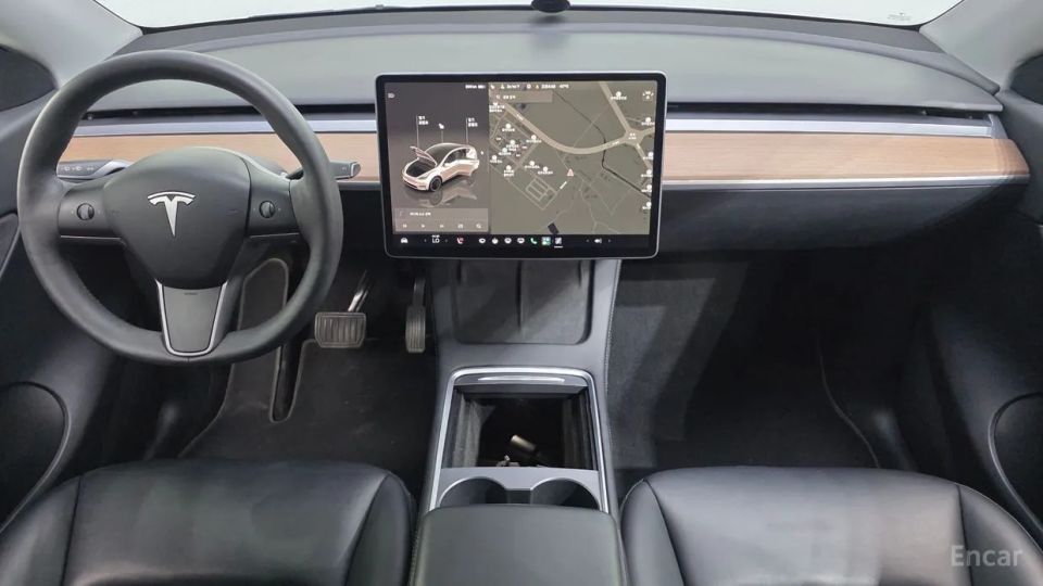 Tesla model-y