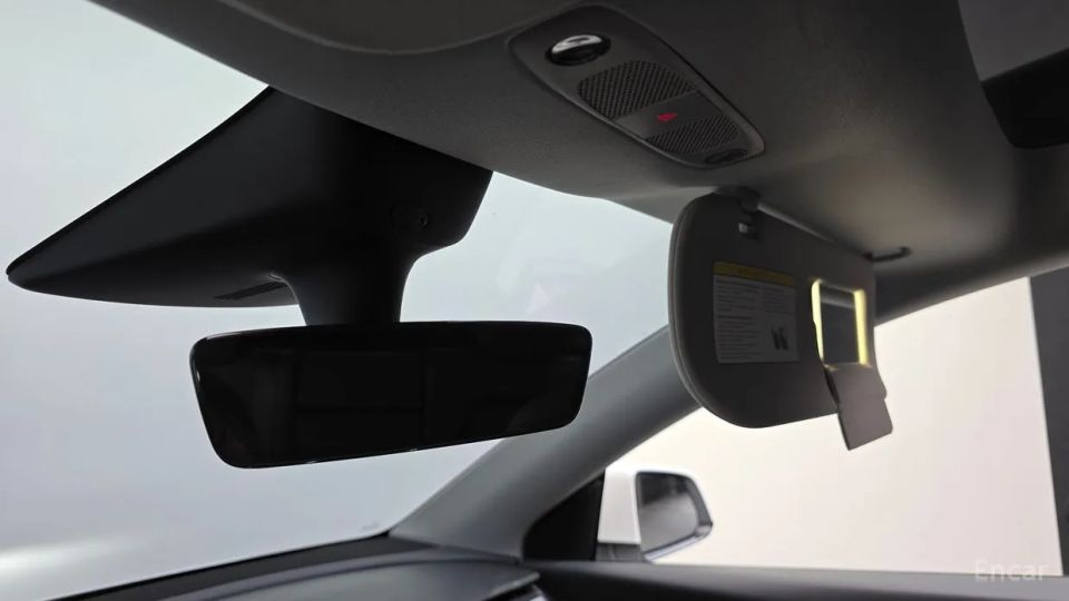 Tesla model-y