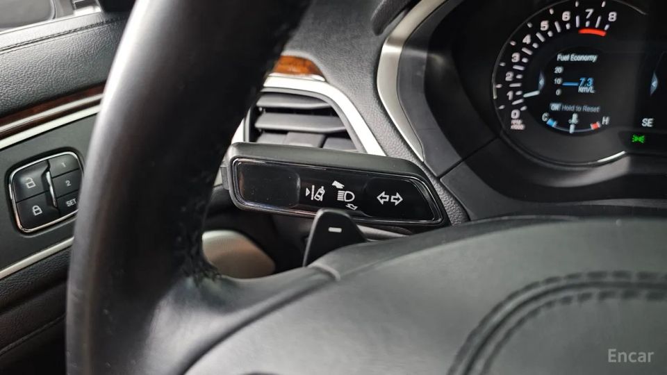 Lincoln MKZ
