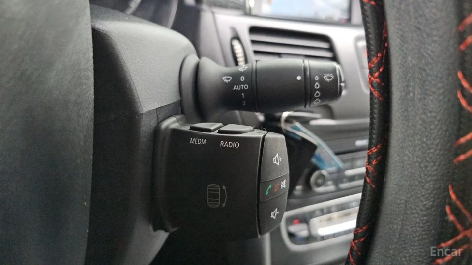 Renault-KoreaSamsung SM5