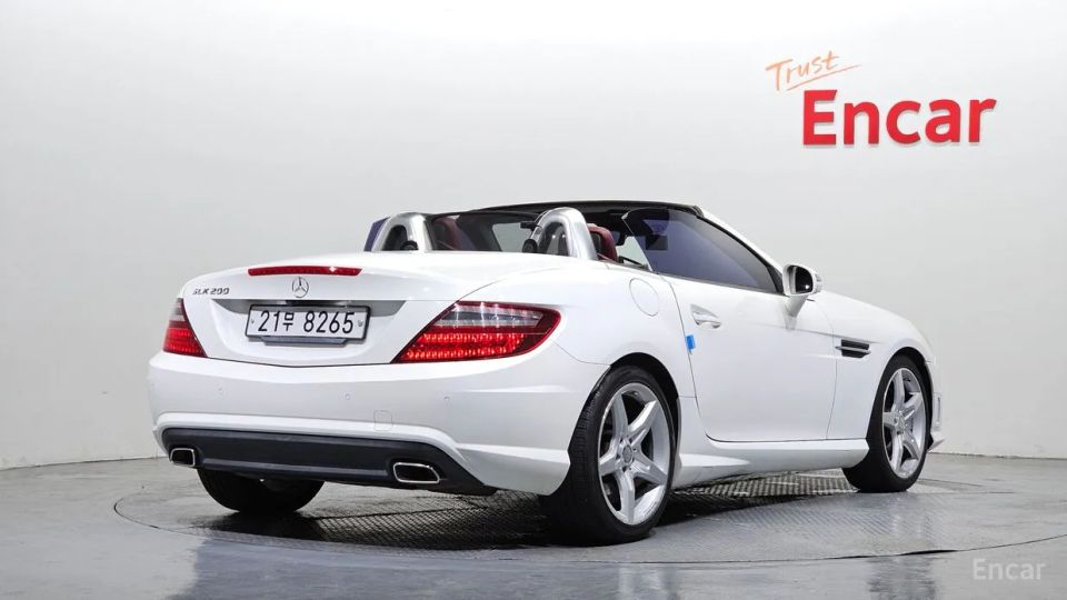 Mercedes-Benz SLK-Class
