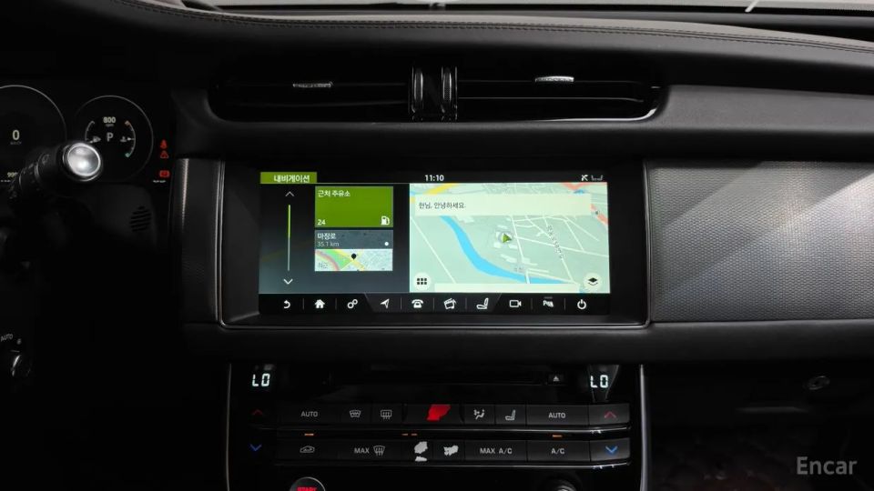 Jaguar xf