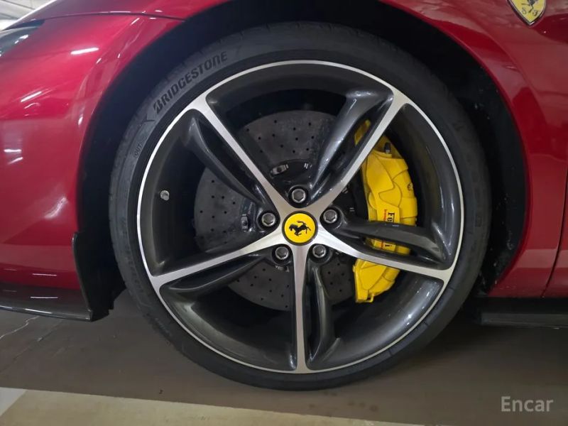 Ferrari 296