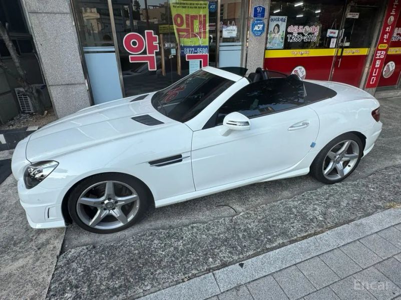Mercedes-Benz SLK-Class