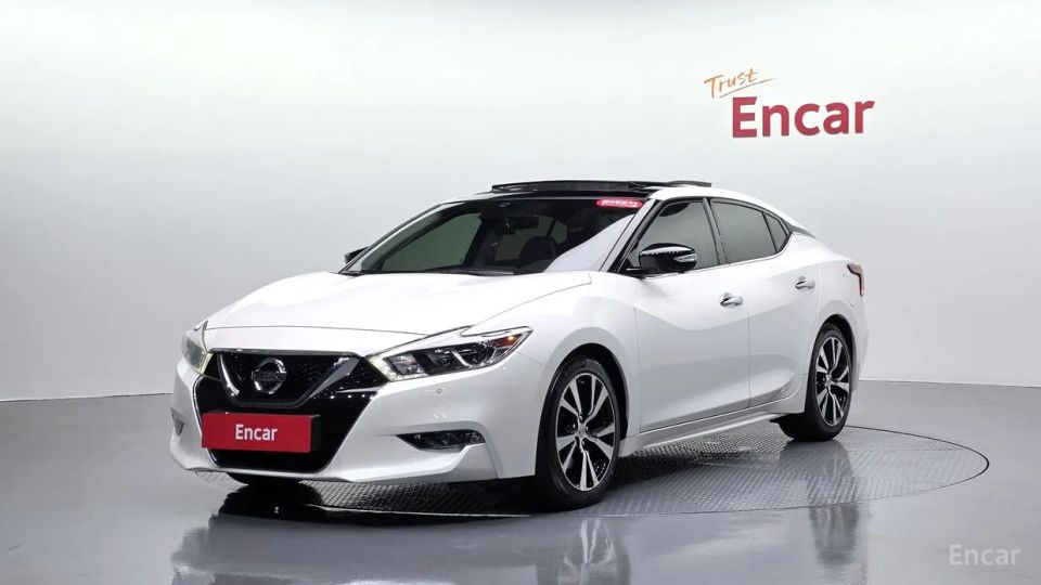 Nissan Maxima