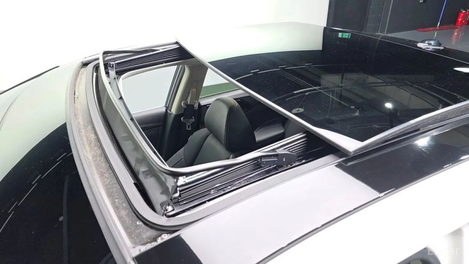 Nissan Maxima
