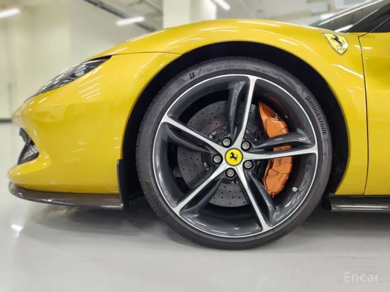 Ferrari 296