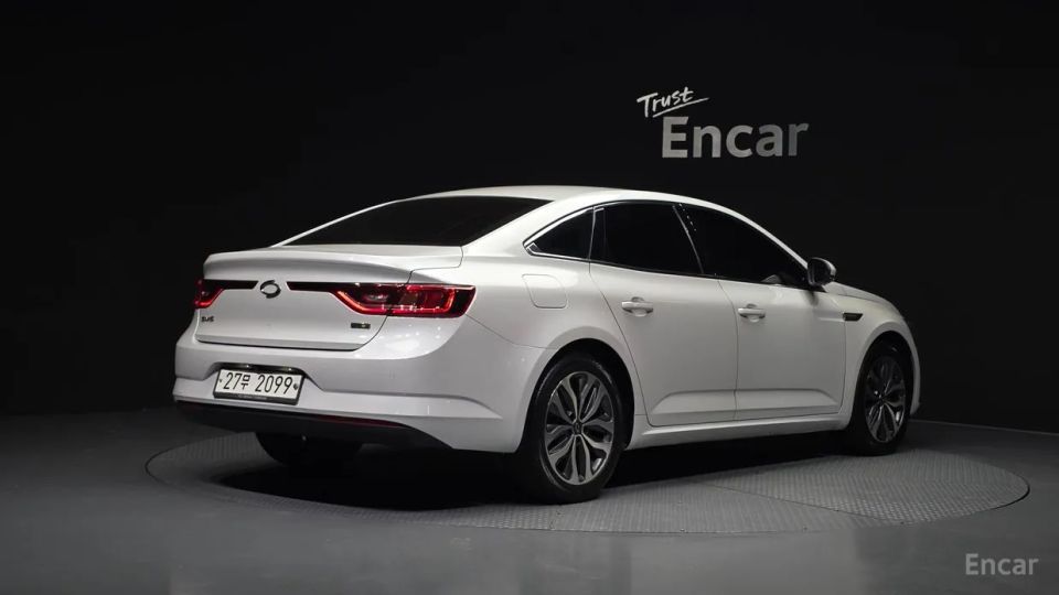 Renault-KoreaSamsung SM6
