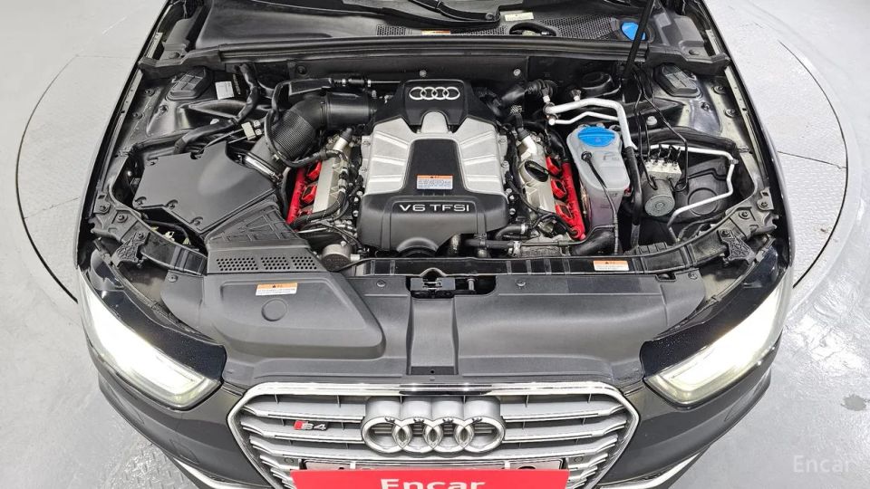 Audi S4