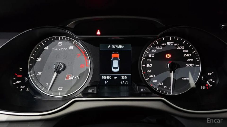 Audi S4