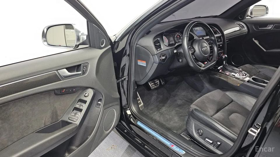 Audi S4