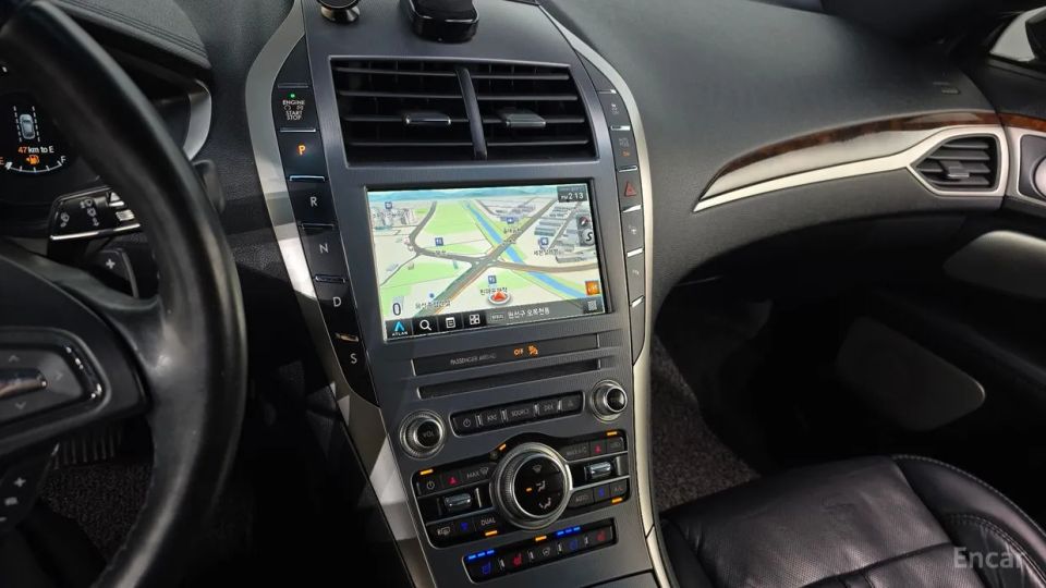 Lincoln MKZ
