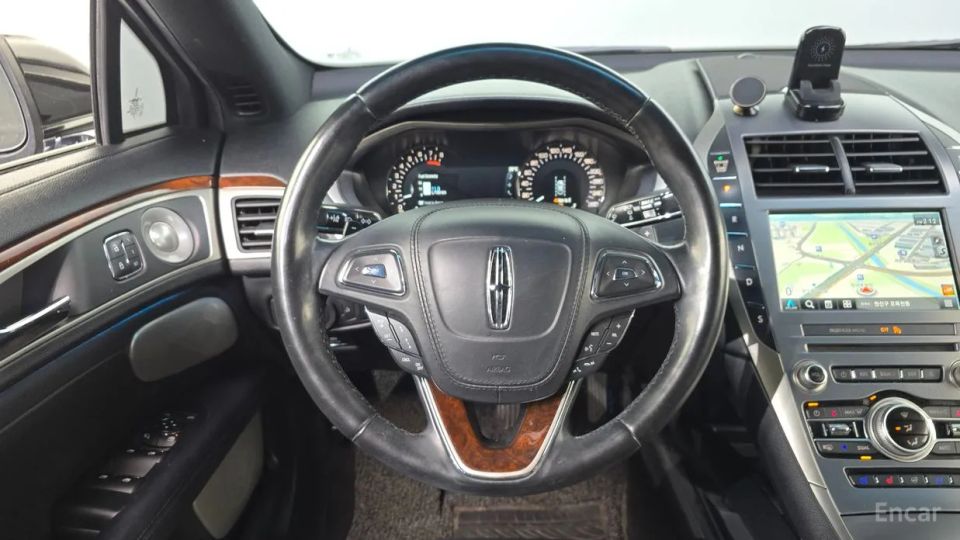 Lincoln MKZ