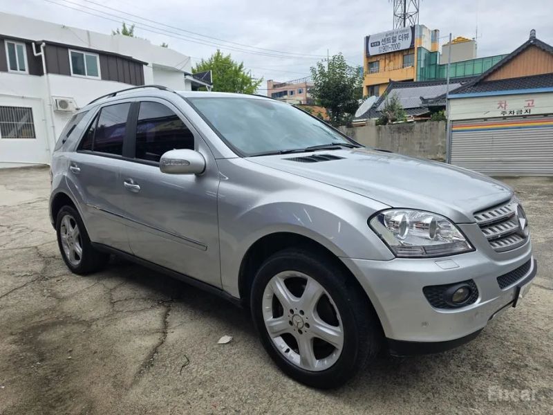 Mercedes-Benz M-class