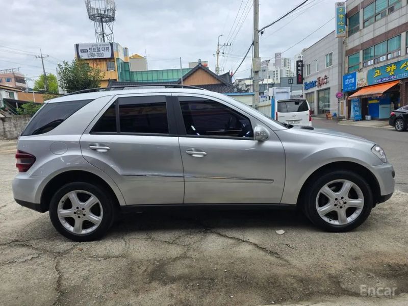Mercedes-Benz M-class