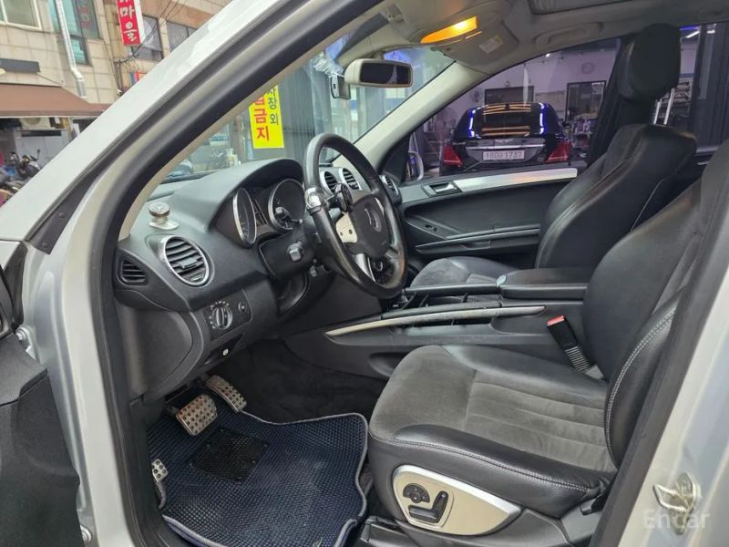 Mercedes-Benz M-class