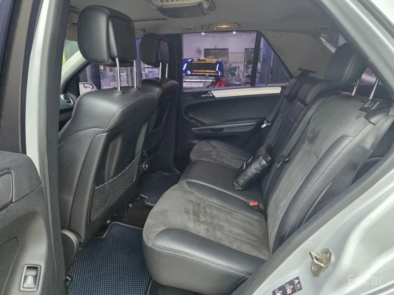 Mercedes-Benz M-class