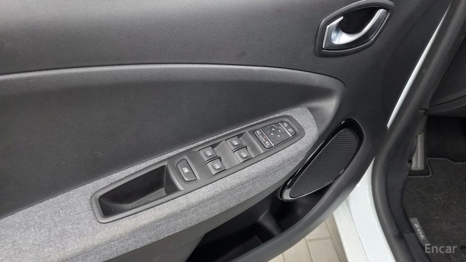 Renault-KoreaSamsung Zoe