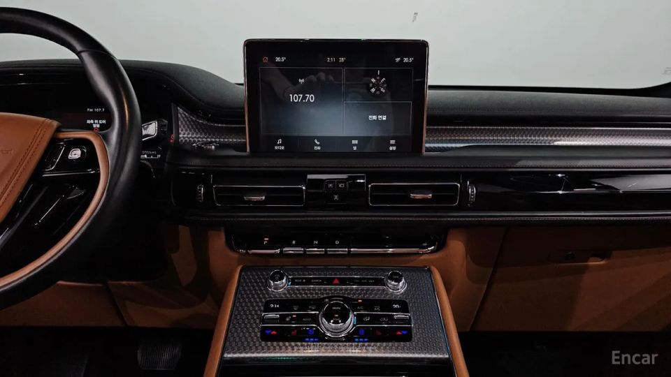 Lincoln Aviator