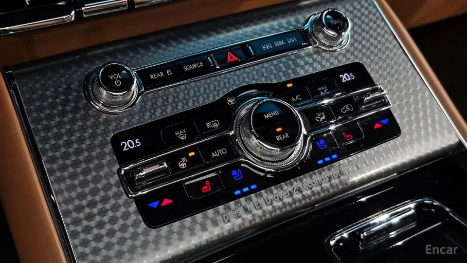 Lincoln Aviator