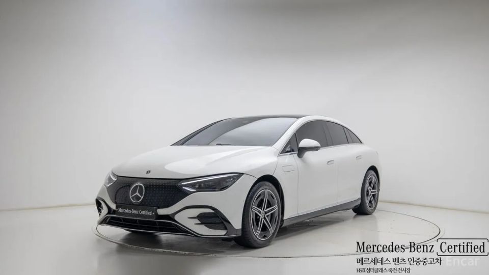 Mercedes-Benz EQE